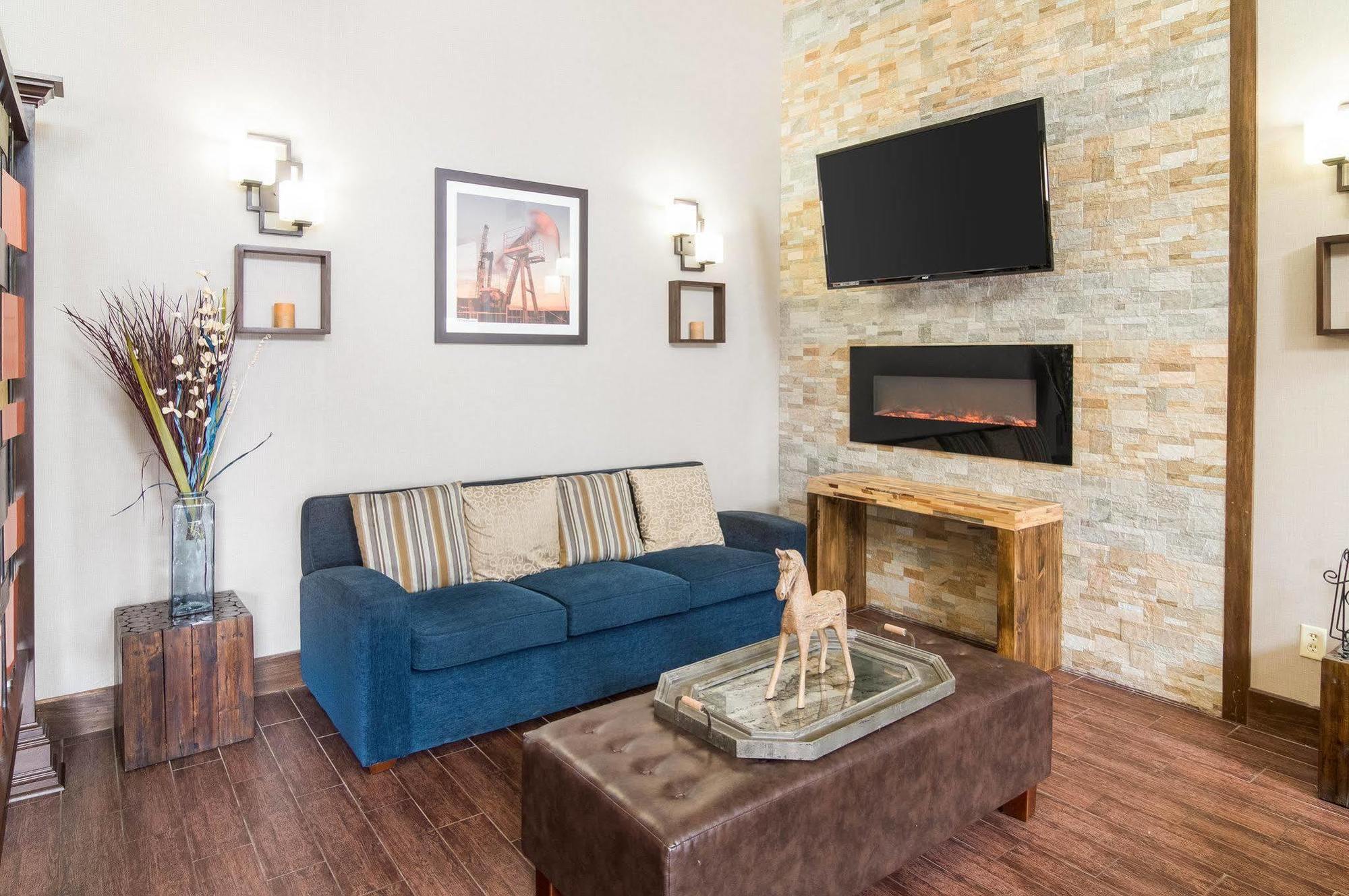 Comfort Suites Odessa Luaran gambar