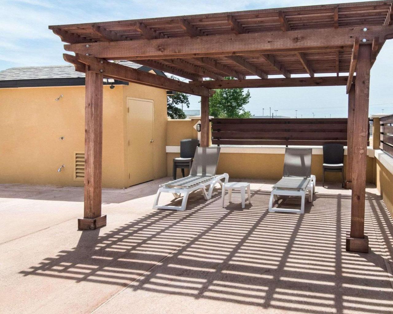 Comfort Suites Odessa Luaran gambar