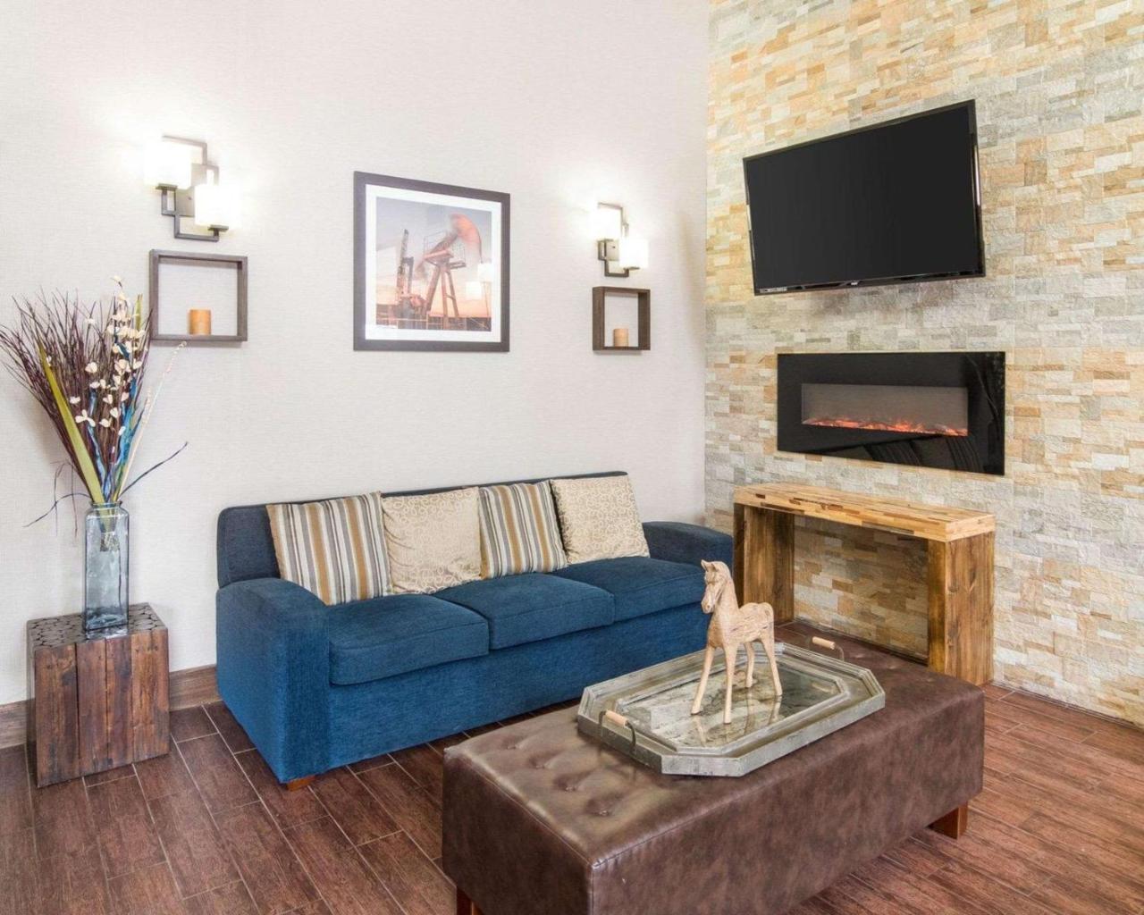 Comfort Suites Odessa Luaran gambar